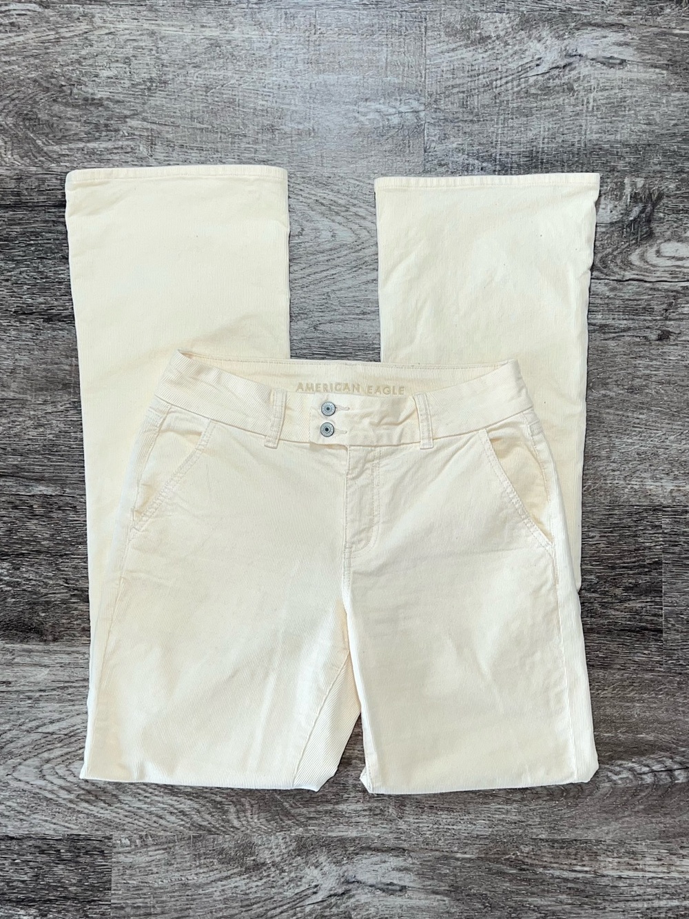 American Eagle Curvy High-Rise Kick Boot Cut Yellow Corduroy Pants Size 8 Long